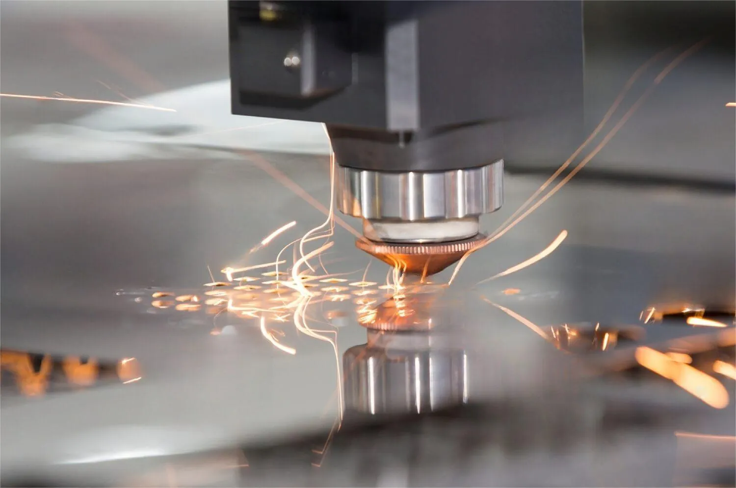 Fiber laser cutting of sheet metal