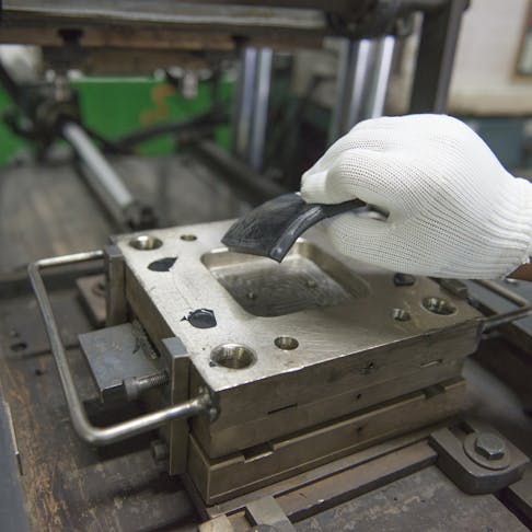 compression moulding machine price manufacturing