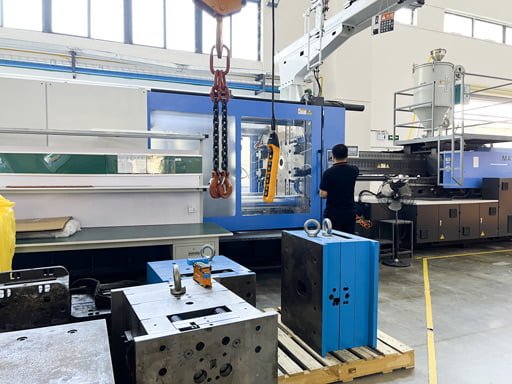 empresa de moldeo por inyección de plástico manufacturing