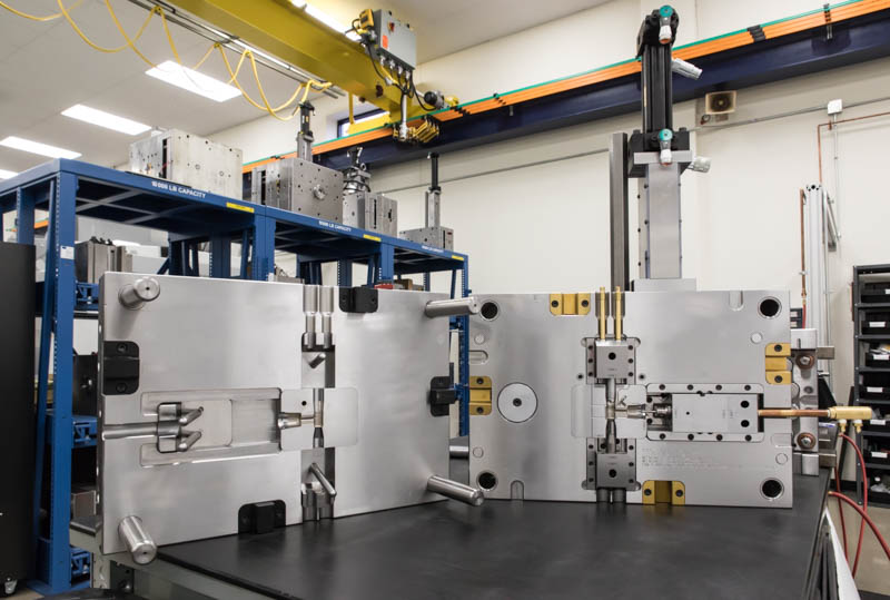 injection molding mn CNC Parts