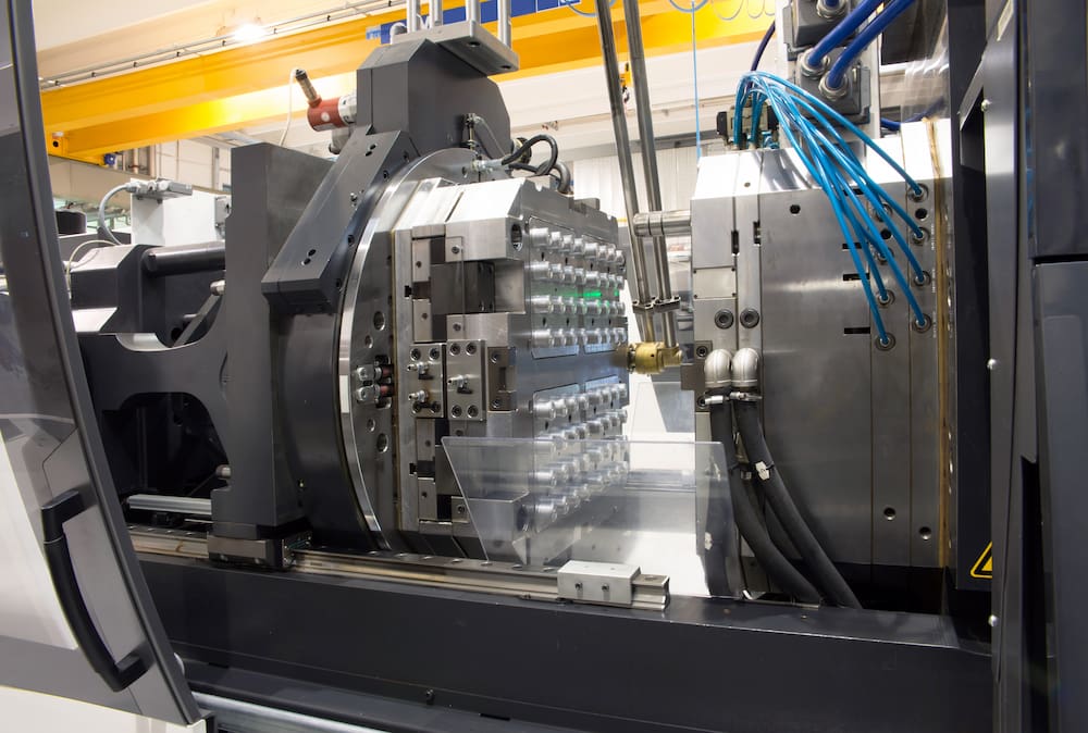 injection moulding advantages manufacturing