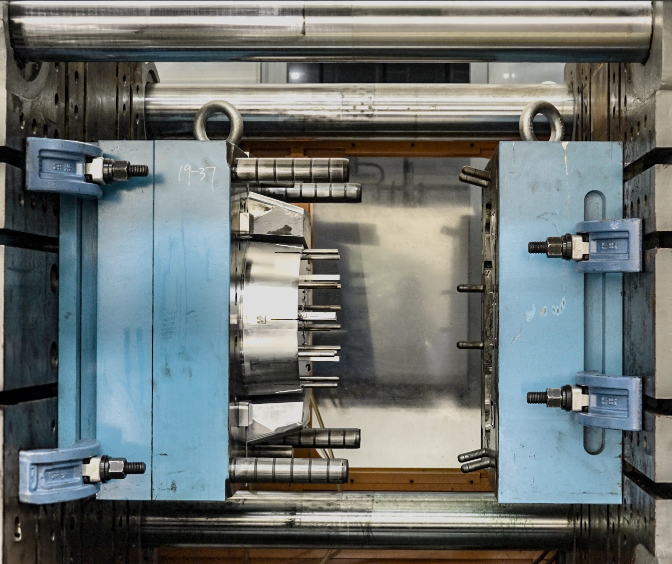 pvc moulds manufacturing