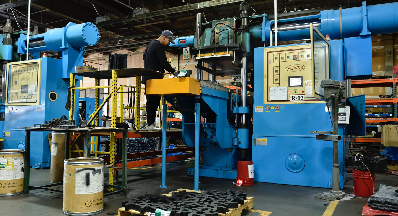 rubber injection molding equipment manufacturing