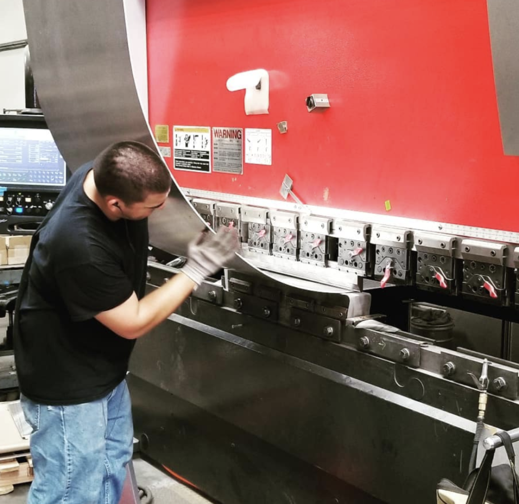 sheet metal screen manufacturing