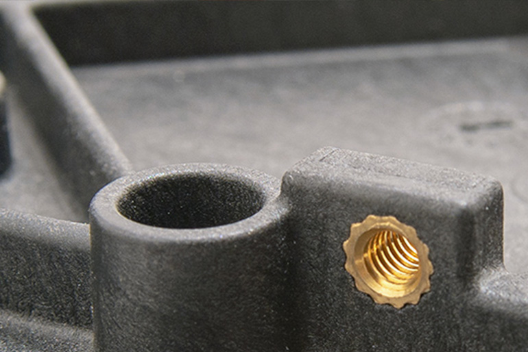 threaded inserts for plastic molding manufacturing